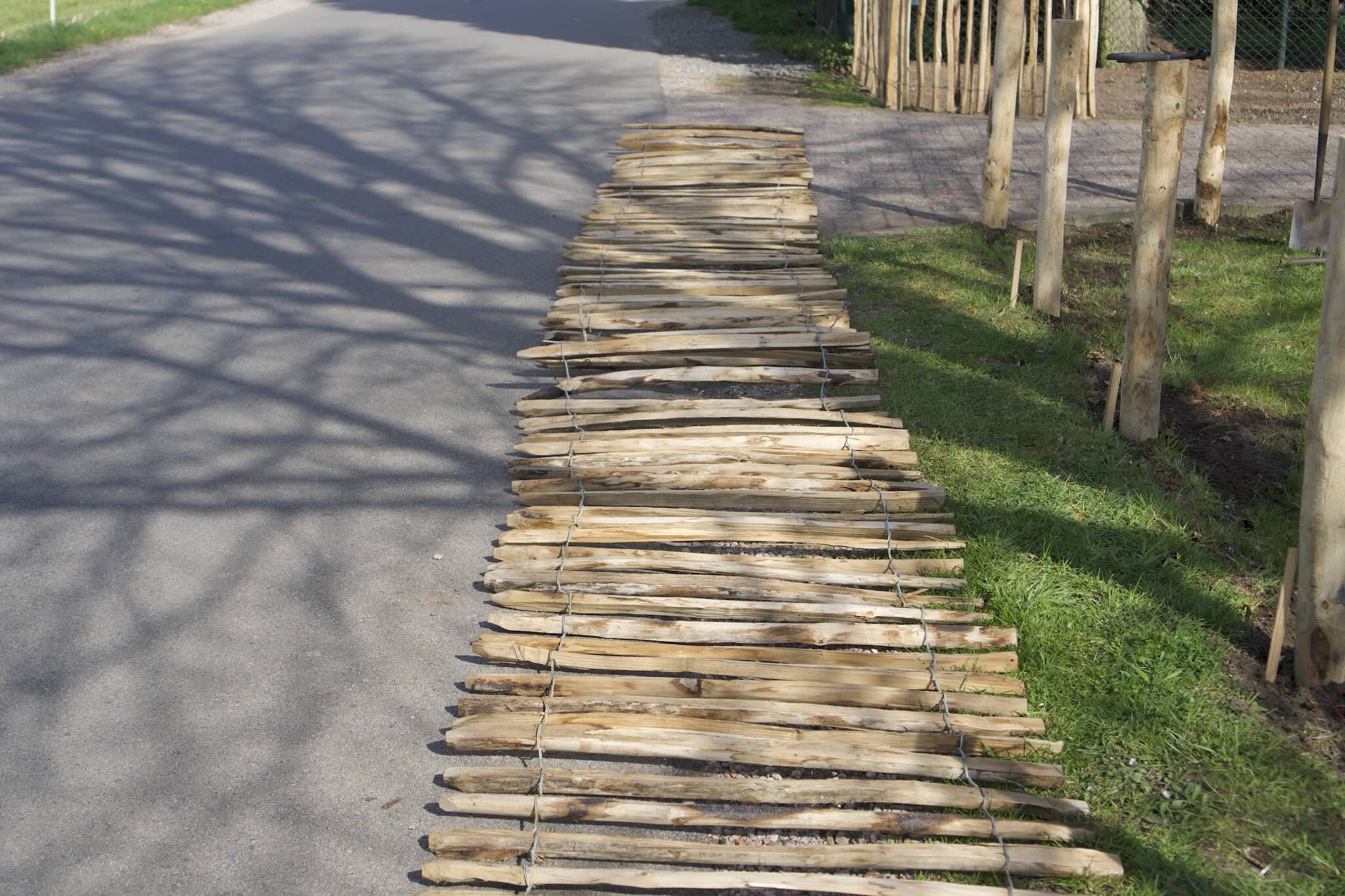 Hoe plaats ik een schapenhek?